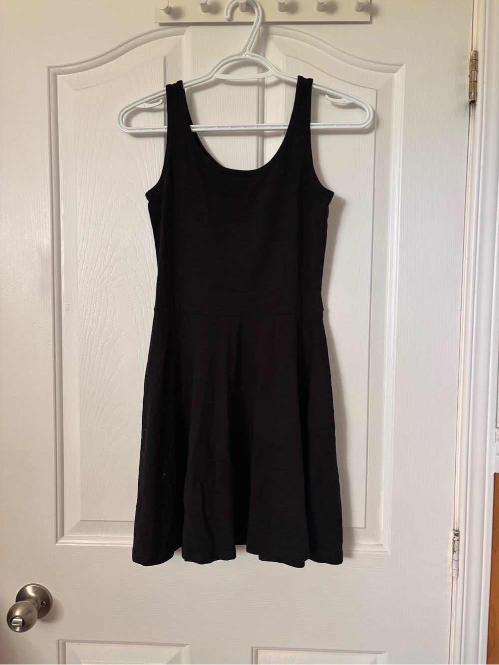 H&M Black Sleeveless Fit-and-Flare Mini Dress